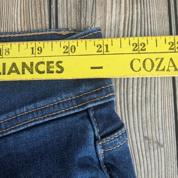 Lane Bryant Indigo Jean Shorts - Picture 7 of 10